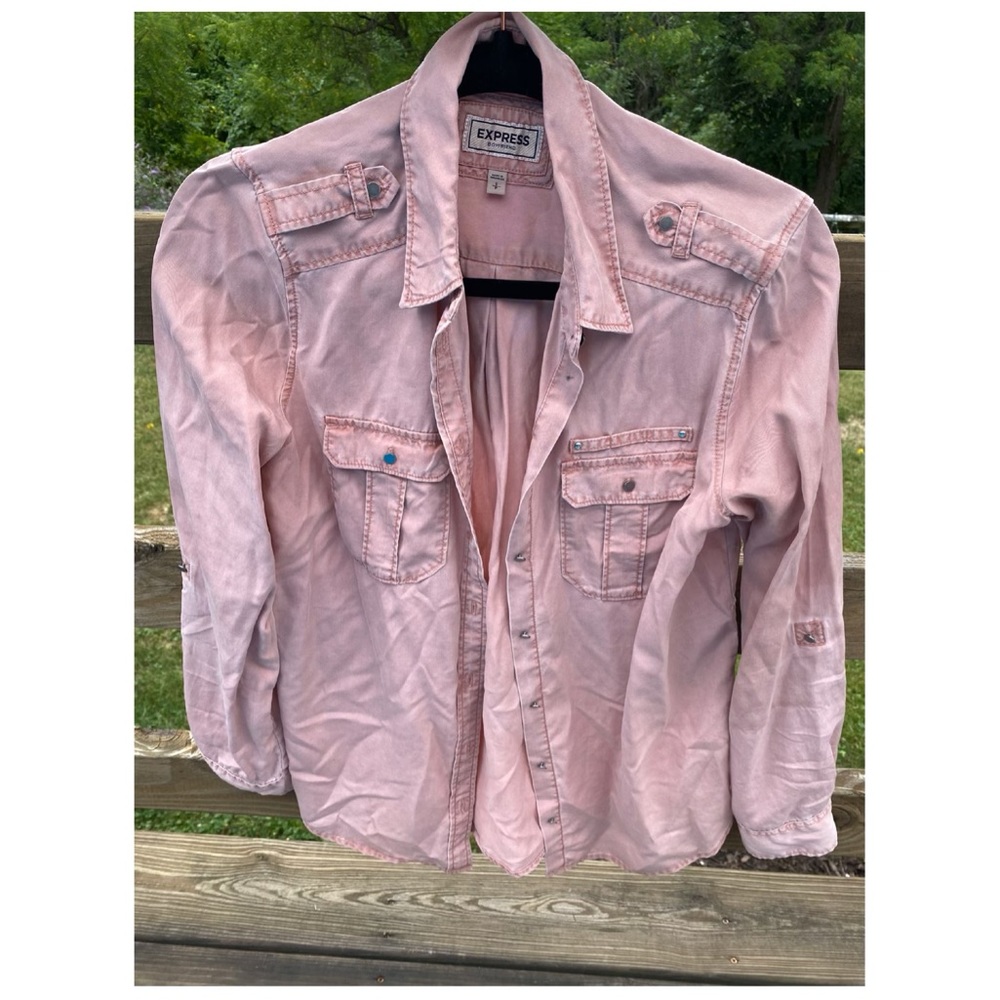 Express button up